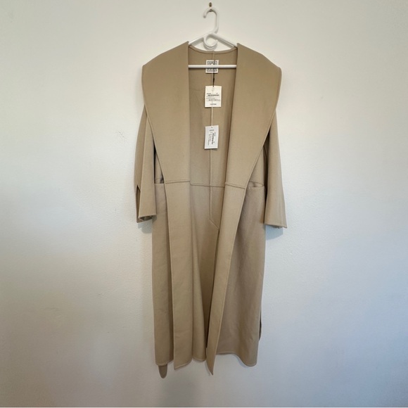 Toteme Robe Coat - Picture 3 of 14